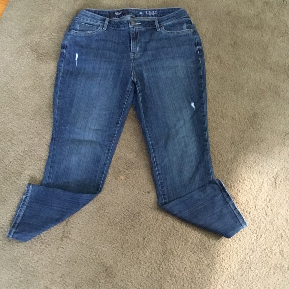 Simply Vera Vera Wang Straight Leg distressed Denim Jeans